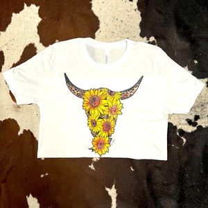 Sunflower Bull Graphic Tee - Size Medium